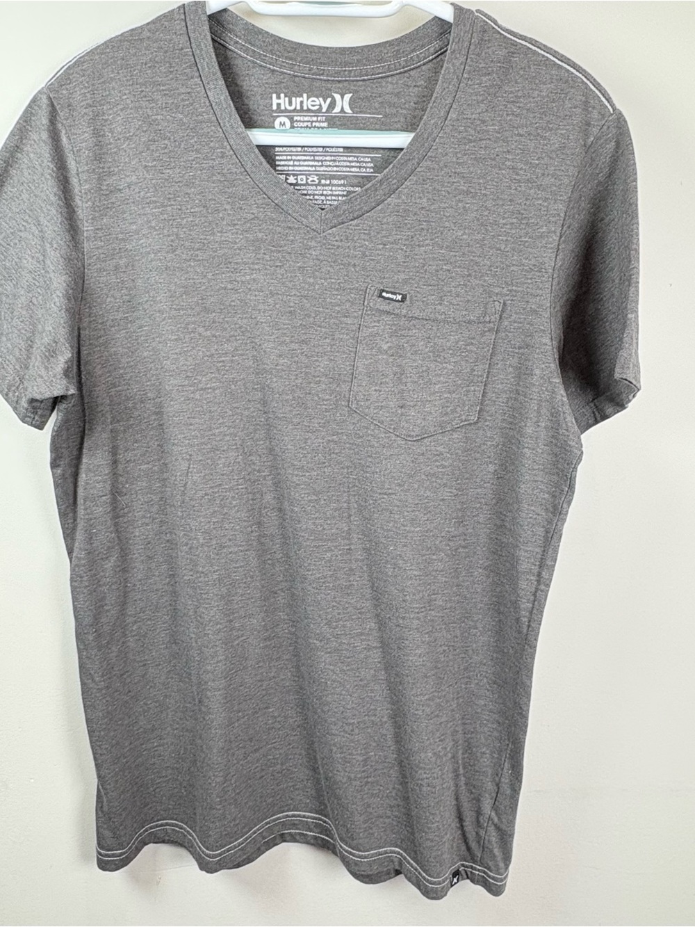 Hurley Men’s Gray V-Neck Pocket Tee
